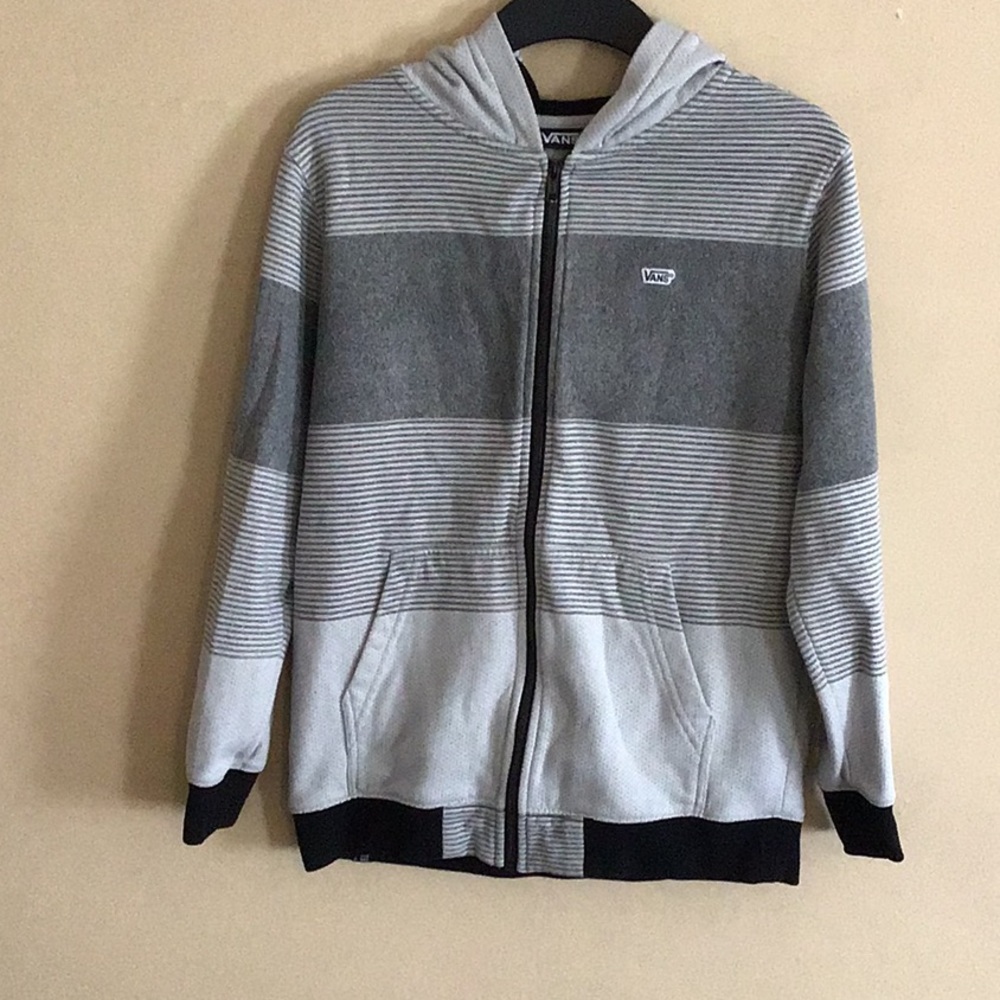 Vans zip up